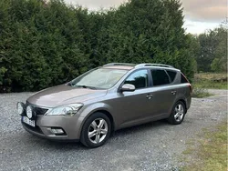 Grå Begagnad 2011 Kia Ceed Sportswagon Kombi | 45 000 kr (Marknadspris)