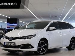 Vit Begagnad 2018 Toyota Auris Touring Sports Kombi | 194 900 kr (Marknadspris)