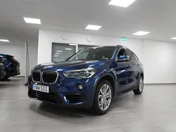 Blå Begagnad 2018 BMW X1 Sport Line SUV | 269 800 kr (Marknadspris)