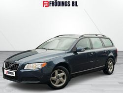 Blå Begagnad 2008 Volvo V70 Kinetic Kombi | 54 900 kr (Marknadspris)