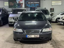 Grå Begagnad 2004 Volvo V70 Business Edition Kombi | 24 900 kr (Marknadspris)