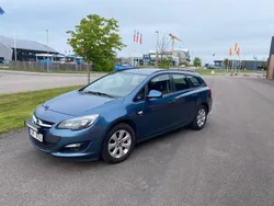Blå Begagnad 2013 Opel Astra Active Kombi | 84 900 kr (Dyr)