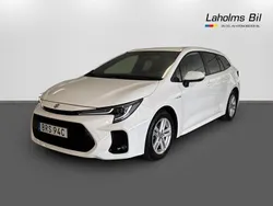 Vit Begagnad 2021 Suzuki Swace Kombi | 218 900 kr (Marknadspris)
