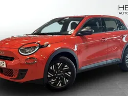 Orange Ny 2025 Fiat 600 Lounge SUV | 344 900 kr (Dyr)