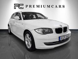 Vit Begagnad 2010 BMW 118 Advantage Halvkombi | 59 900 kr (Marknadspris)