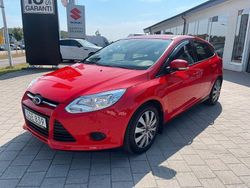 Röd Begagnad 2014 Ford Focus Trend Halvkombi | 79 000 kr (Bra pris)