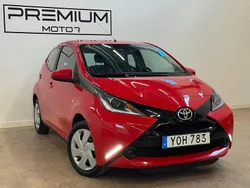 Röd Begagnad 2018 Toyota Aygo X-play Halvkombi | 89 900 kr (Lite dyr)