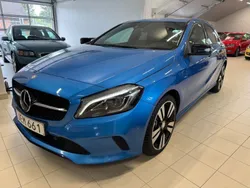 Blå (blåmetall) Begagnad 2016 Mercedes A200 SE Halvkombi | 169 900 kr (Bra pris)