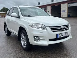 Vit Begagnad 2011 Toyota RAV4 SUV | 85 000 kr (Marknadspris)