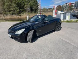 Svart Begagnad 2005 Mercedes SLK200 Cab | 89 000 kr (Marknadspris)