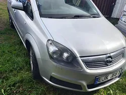 Grå Begagnad 2007 Opel Zafira Minibuss | 23 000 kr (Marknadspris)