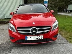 Röd Begagnad 2013 Mercedes A180 Urban Halvkombi | 150 000 kr (Dyr)