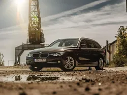 Brun Begagnad 2016 BMW 320 Sport Line Kombi | 159 000 kr (Bra pris)