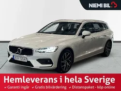 Vit Begagnad 2019 Volvo V60 Momentum Kombi | 299 900 kr (Marknadspris)