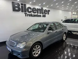 Grå Begagnad 2005 Mercedes C180 Classic Sedan | 39 000 kr (Lite dyr)