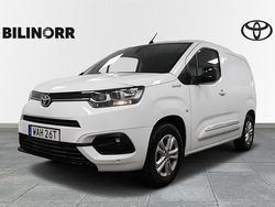 Vit Begagnad 2023 Toyota Proace City City Van | 299 900 kr