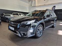 Svart Begagnad 2023 Subaru Outback SUV | 349 900 kr (Bra pris)
