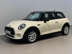 Vit Begagnad 2018 Mini Cooper Pepper Halvkombi | 169 500 kr (Lite dyr)