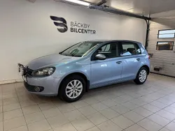 Ljusblå (blå) Begagnad 2009 VW Golf VI Halvkombi | 64 000 kr (Marknadspris)