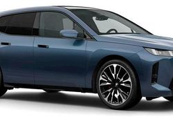 Blå Ny 2025 BMW iX Comfort Edition SUV | 1 059 000 kr (Lite dyr)