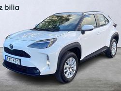 Vit Begagnad 2023 Toyota Yaris Cross Active SUV | 279 900 kr (Marknadspris)
