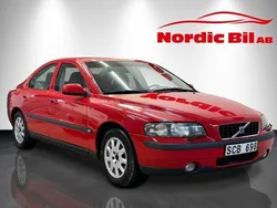 Röd Begagnad 2001 Volvo S60 Business Edition Sedan | 19 900 kr (Marknadspris)