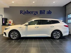 Vit Begagnad 2020 Kia Optima Hybrid Advance Sedan | 209 900 kr (Marknadspris)