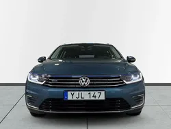 Blå Begagnad 2016 VW Passat GTE Kombi | 199 900 kr (Lite dyr)