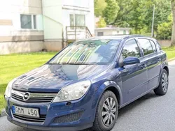 Blå Begagnad 2008 Opel Astra Halvkombi | 26 000 kr (Marknadspris)