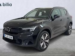 Svart Begagnad 2022 Volvo XC40 Core SUV | 339 000 kr