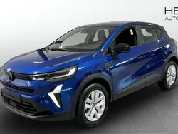Blå (blue) Ny 2024 Renault Captur Evolution SUV | 281 700 kr (Marknadspris)