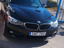 Svart Begagnad 2015 BMW 320 Gran Turismo Halvkombi | 129 900 kr (Marknadspris)