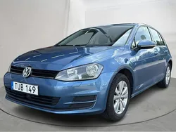 Blå Begagnad 2015 VW Golf VII | 81 800 kr (Superpris)