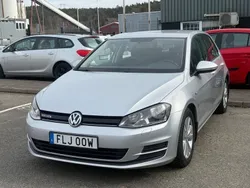 Silver Begagnad 2015 VW Golf VII Halvkombi | 109 990 kr (Bra pris)
