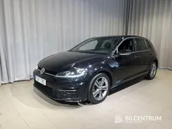 Svart Begagnad 2020 VW Golf VII R-line Halvkombi | 214 900 kr (Marknadspris)