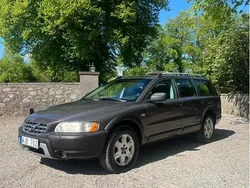 Brun Begagnad 2005 Volvo XC70 SUV | 27 000 kr (Bra pris)