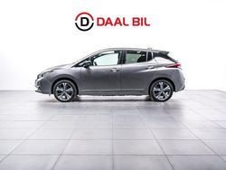 Grå Begagnad 2021 Nissan Leaf 360º Halvkombi | 199 700 kr (Marknadspris)