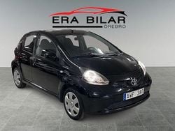 Svart Begagnad 2007 Toyota Aygo Halvkombi | 29 800 kr (Marknadspris)