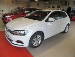 Vit Begagnad 2018 VW Polo Halvkombi | 157 000 kr (Marknadspris)