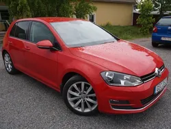 Röd Begagnad 2014 VW Golf VII GT Halvkombi | 109 900 kr (Dyr)