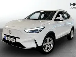 Vit (white) Begagnad 2021 MG ZS Luxury Sedan | 254 900 kr (Superpris)
