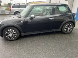 Svart Begagnad 2002 Mini Cooper Halvkombi | 24 500 kr (Marknadspris)