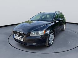 Svart Begagnad 2007 Volvo V50 Kombi | 22 900 kr (Marknadspris)