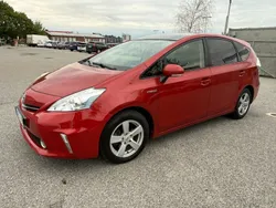 Mörkröd (röd) Begagnad 2013 Toyota Prius+ Minibuss | 94 900 kr (Marknadspris)