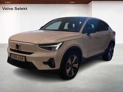 Vit Begagnad 2023 Volvo C40 Plus SUV | 339 000 kr (Marknadspris)
