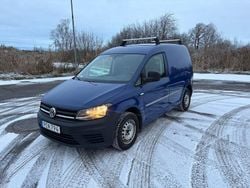 Blå Begagnad 2017 VW Caddy Minibuss | 79 000 kr (Bra pris)