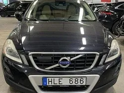 Svart Begagnad 2010 Volvo XC60 Summum SUV | 100 000 kr (Marknadspris)