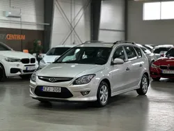 Ljusbrun (brun) Begagnad 2010 Hyundai i30 Select Kombi | 64 900 kr (Marknadspris)