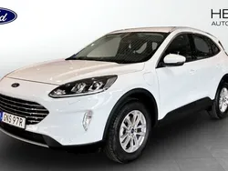 Vit (white) Begagnad 2022 Ford Kuga Titanium SUV | 269 900 kr (Marknadspris)