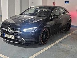 Svart Begagnad 2020 Mercedes CLA220 Shooting Brake AMG Kombi | 260 000 kr (Marknadspris)